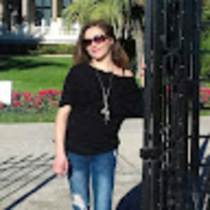 Meet your Posher, Marcela